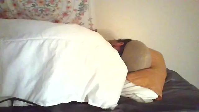 angeliquebelcali online show from 10-20-25, 05:30