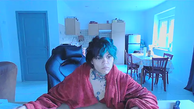 Snapshot of serena__vedette chatting on 01-29-25, 08:18 serena vedette online show from 01-29-25, 08:18