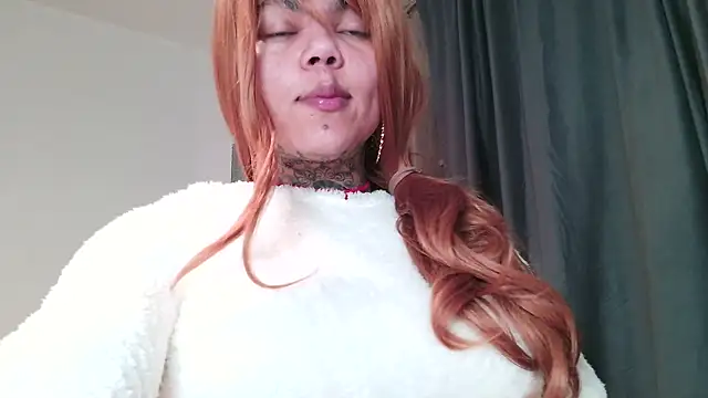 Snapshot of serena__vedette chatting on 12-14-25, 07:51 serena vedette online show from 12-14-25, 07:51