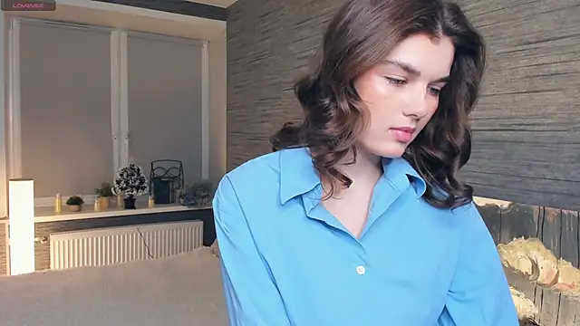 FloraDobb online show from 02-08-25, 07:05