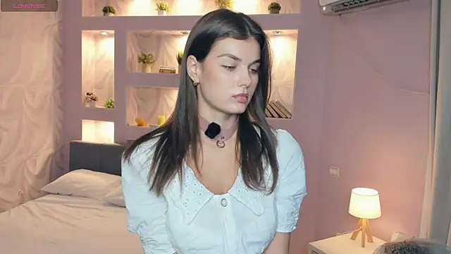 FloraDobb online show from 09-14-25, 07:07