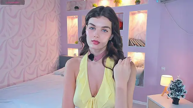 Snapshot of FloraDobb chatting on 02-09-26, 07:12 FloraDobb online show from 02-09-26, 07:12