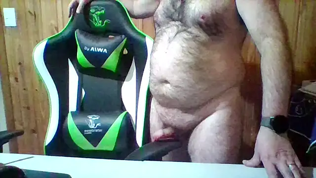 Snapshot of BearArg chatting on 11-08-25, 09:46 BearArg online show from 11-08-25, 09:46