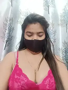 Snapshot of Simran-001 chatting on 05-30-26, 12:13 Simran-001 online show from 05-30-26, 12:13