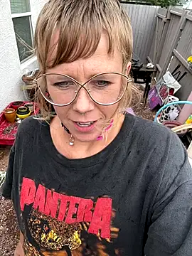 I am babydoll online show from 10-13-25, 08:20