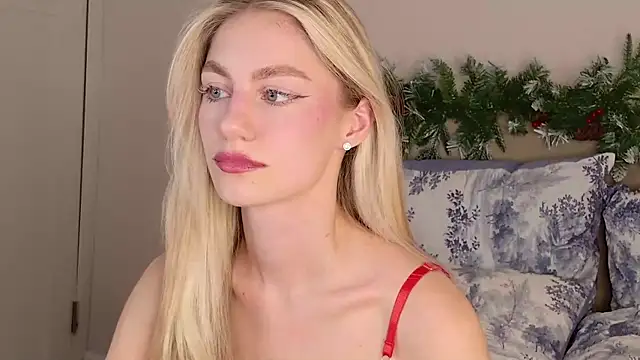 Snapshot of GabriellaOlsen chatting on 01-07-26, 03:36 GabriellaOlsen online show from 01-07-26, 03:36