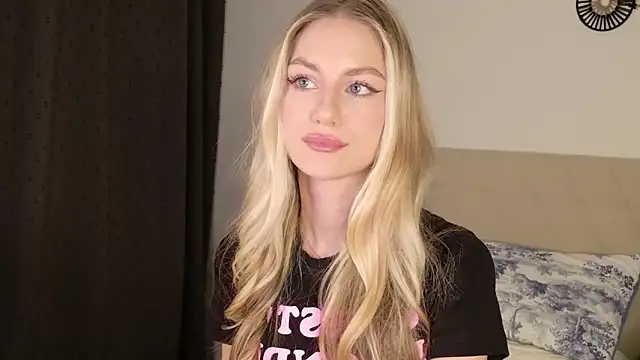 Snapshot of GabriellaOlsen chatting on 02-05-26, 05:06 GabriellaOlsen online show from 02-05-26, 05:06