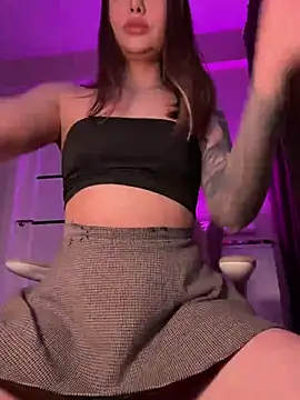 Snapshot of RussianFuckingMachine chatting on 02-21-25, 02:27 RussianFuckingMachine online show from 02-21-25, 02:27