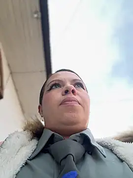 Snapshot of Ariana-07 chatting on 11-11-25, 12:38 Ariana-07 online show from 11-11-25, 12:38