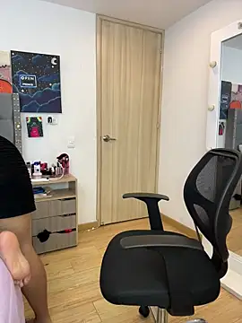 KarlaWild online show from 11-14-25, 12:31