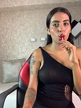 Snapshot of genesissara chatting on 05-15-26, 10:50 genesissara online show from 05-15-26, 10:50