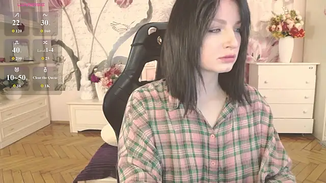 BritneyBarker online show from 03-13-26, 04:08