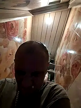 MaxDevilWhite online show from 09-30-25, 08:30