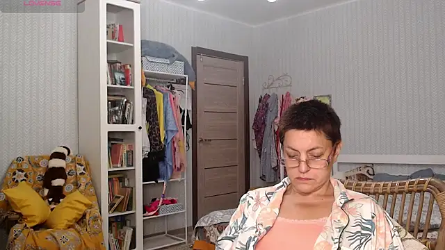 Soffya Soy online show from 07-18-26, 08:45