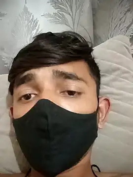 Snapshot of vas02vir chatting on 02-08-25, 09:15 vas02vir online show from 02-08-25, 09:15