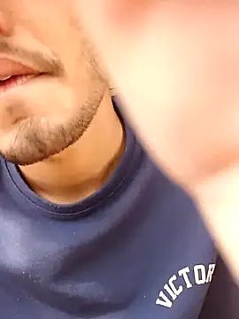 Snapshot of vas02vir chatting on 02-20-25, 05:23 vas02vir online show from 02-20-25, 05:23