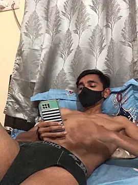 Snapshot of vas02vir chatting on 02-23-25, 04:35 vas02vir online show from 02-23-25, 04:35