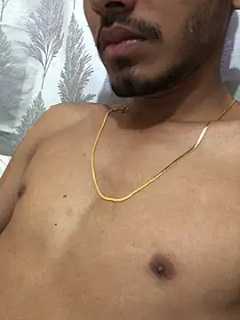 Snapshot of vas02vir chatting on 02-25-25, 09:09 vas02vir online show from 02-25-25, 09:09