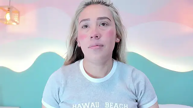 Lannajansen online show from 11-08-25, 01:44