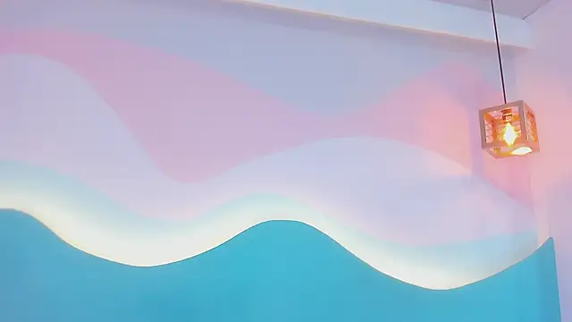 Lannajansen online show from 12-18-25, 01:39