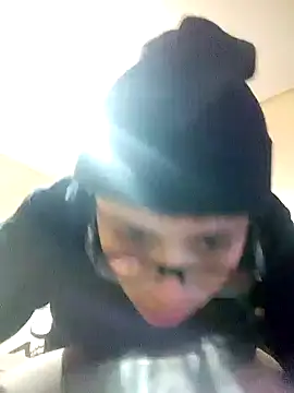 Snapshot of S4nt1luXx chatting on 11-20-25, 10:53 S4nt1luXx online show from 11-20-25, 10:53