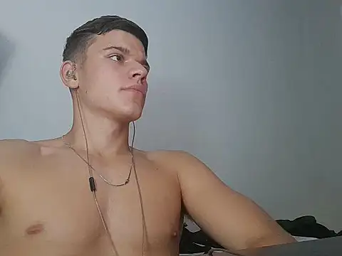 vitorsafado19 online show from 02-07-25, 04:16