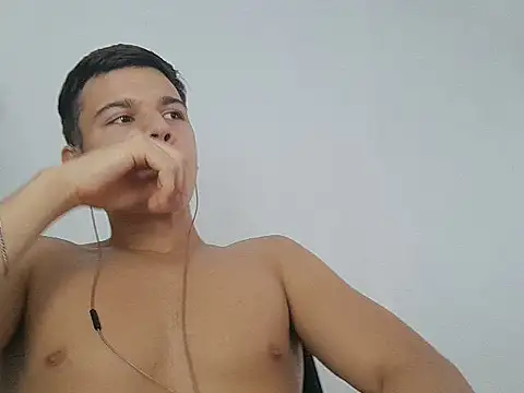 vitorsafado19 online show from 02-13-25, 05:44