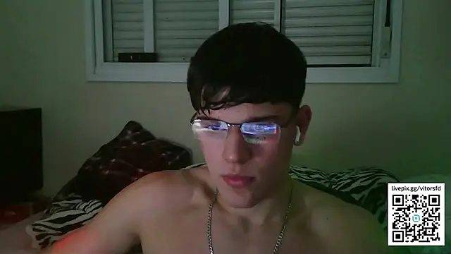 vitorsafado19 online show from 09-15-25, 01:38