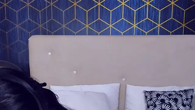 ValeryBlakes online show from 10-16-25, 06:20