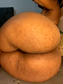 Charlotte bronxxx online show from 10-18-25, 07:14