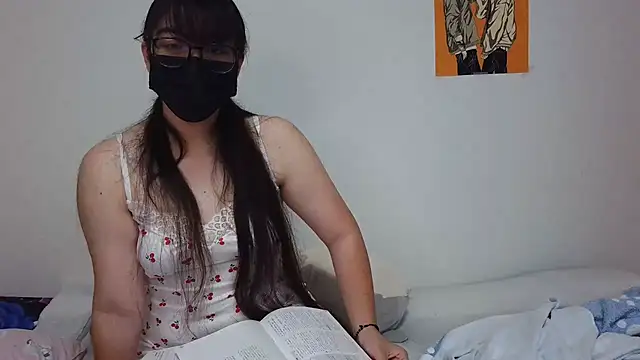 Snapshot of Sisi_cute chatting on 09-25-25, 09:29 Sisi cute online show from 09-25-25, 09:29