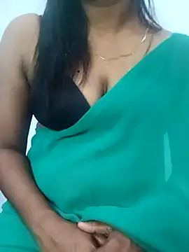 Snapshot of Vedha_Vedhika chatting on 02-09-25, 09:06 Vedha Vedhika online show from 02-09-25, 09:06