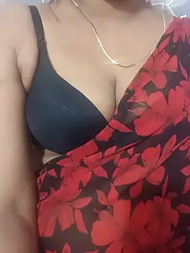 Snapshot of Vedha_Vedhika chatting on 10-27-25, 05:50 Vedha Vedhika online show from 10-27-25, 05:50