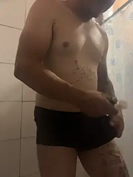 Snapshot of paullliliu chatting on 06-02-26, 03:30 paullliliu online show from 06-02-26, 03:30