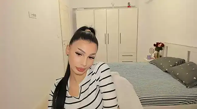 HelenShawn online show from 02-21-25, 10:15