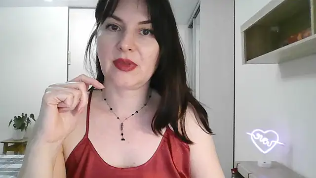 Victoria Glam online show from 01-29-25, 12:43