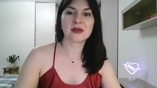 Victoria Glam online show from 02-03-25, 11:58