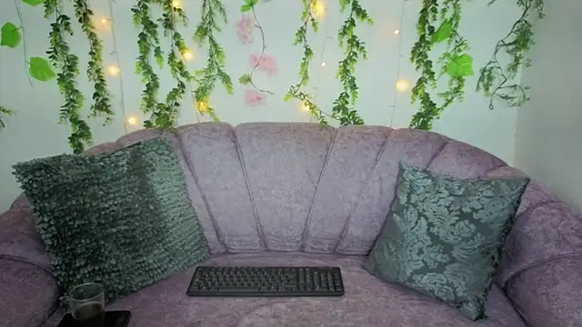 saorisworld online show from 09-14-25, 01:27