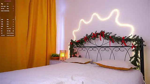 VeronaCritchlow online show from 02-24-26, 07:06