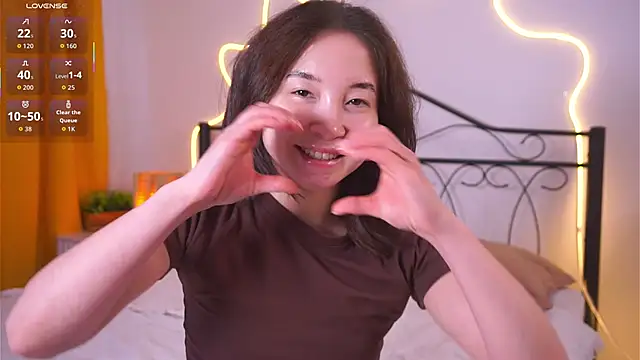 VeronaCritchlow online show from 04-02-26, 07:39