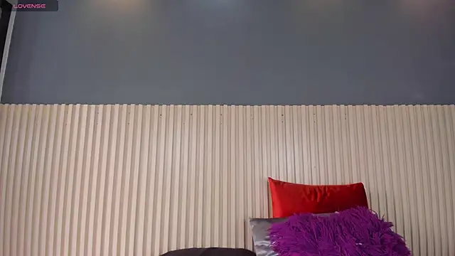 Madeline Cooper08 online show from 02-11-25, 08:20