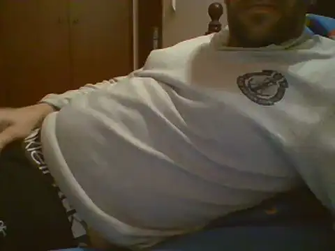 Snapshot of _tuga_man_ chatting on 03-10-25, 10:55 tuga man online show from 03-10-25, 10:55