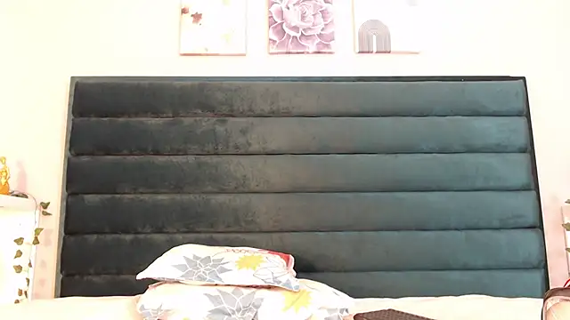 AmmyPike1 online show from 10-10-25, 12:37