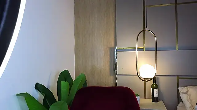 Victoria Collinns online show from 03-12-26, 12:33