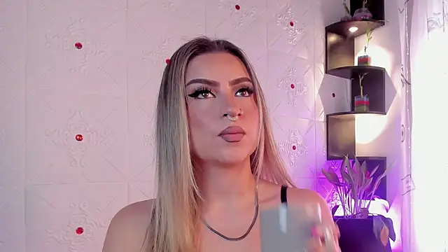 Valka praskov online show from 10-22-25, 01:33