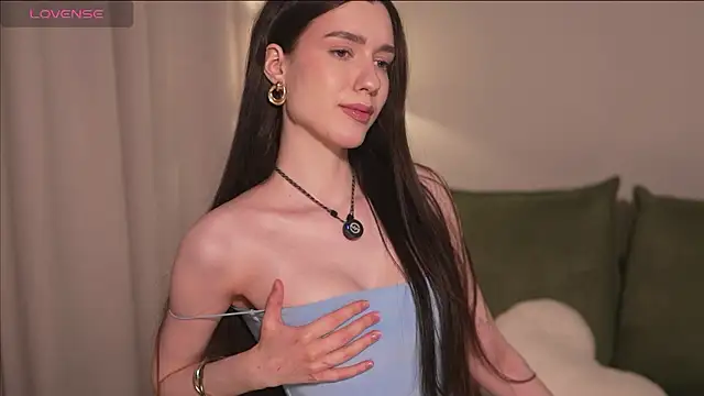 Snapshot of justbarbiee chatting on 02-17-26, 07:31 justbarbiee online show from 02-17-26, 07:31