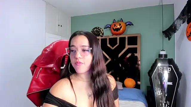 Billie Jhonson  online show from 10-27-25, 07:18