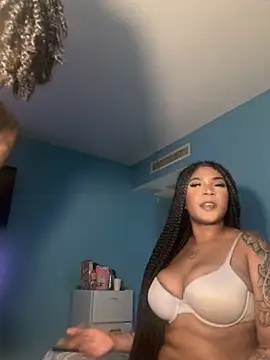 Snapshot of squirmxx10 chatting on 02-10-25, 02:41 squirmxx10 online show from 02-10-25, 02:41