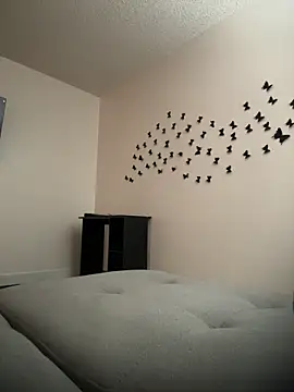 Snapshot of squirmxx10 chatting on 09-18-25, 01:40 squirmxx10 online show from 09-18-25, 01:40