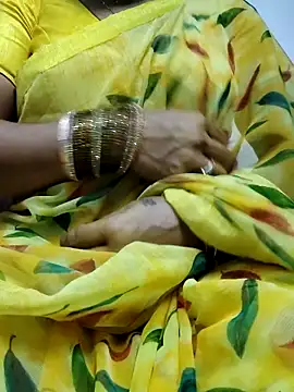 Snapshot of laxmitelugu78 chatting on 03-07-25, 03:07 laxmitelugu78 online show from 03-07-25, 03:07